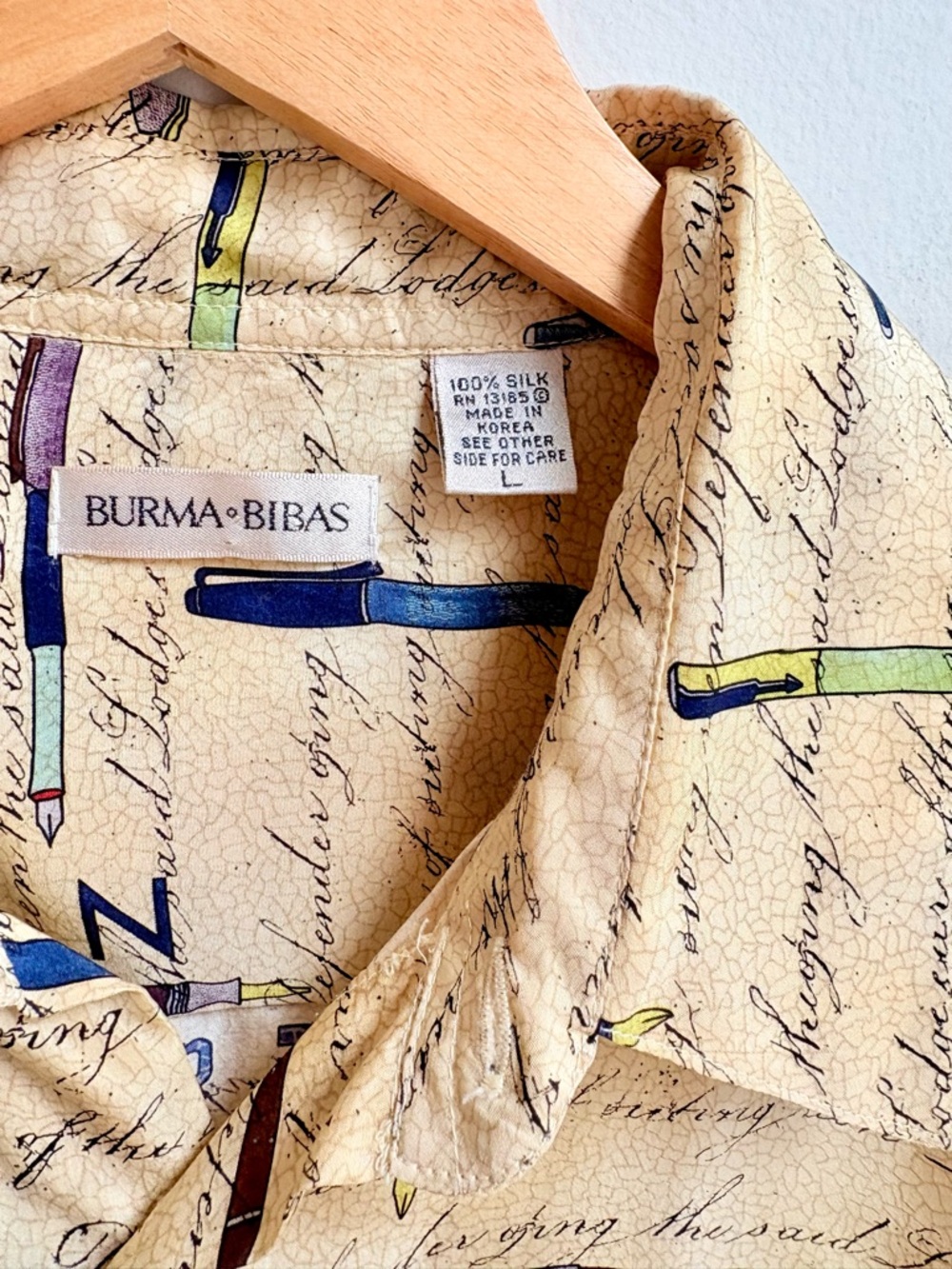 VTG Burma Bibas 100% Silk Novelty Print Colorful PENS Unique Men’s Shirt SIZE L - Picture 6 of 6